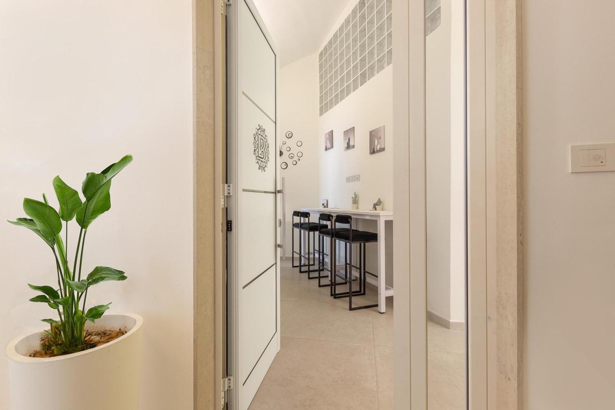 Liberty Barocco Hotel Lecce Bagian luar foto