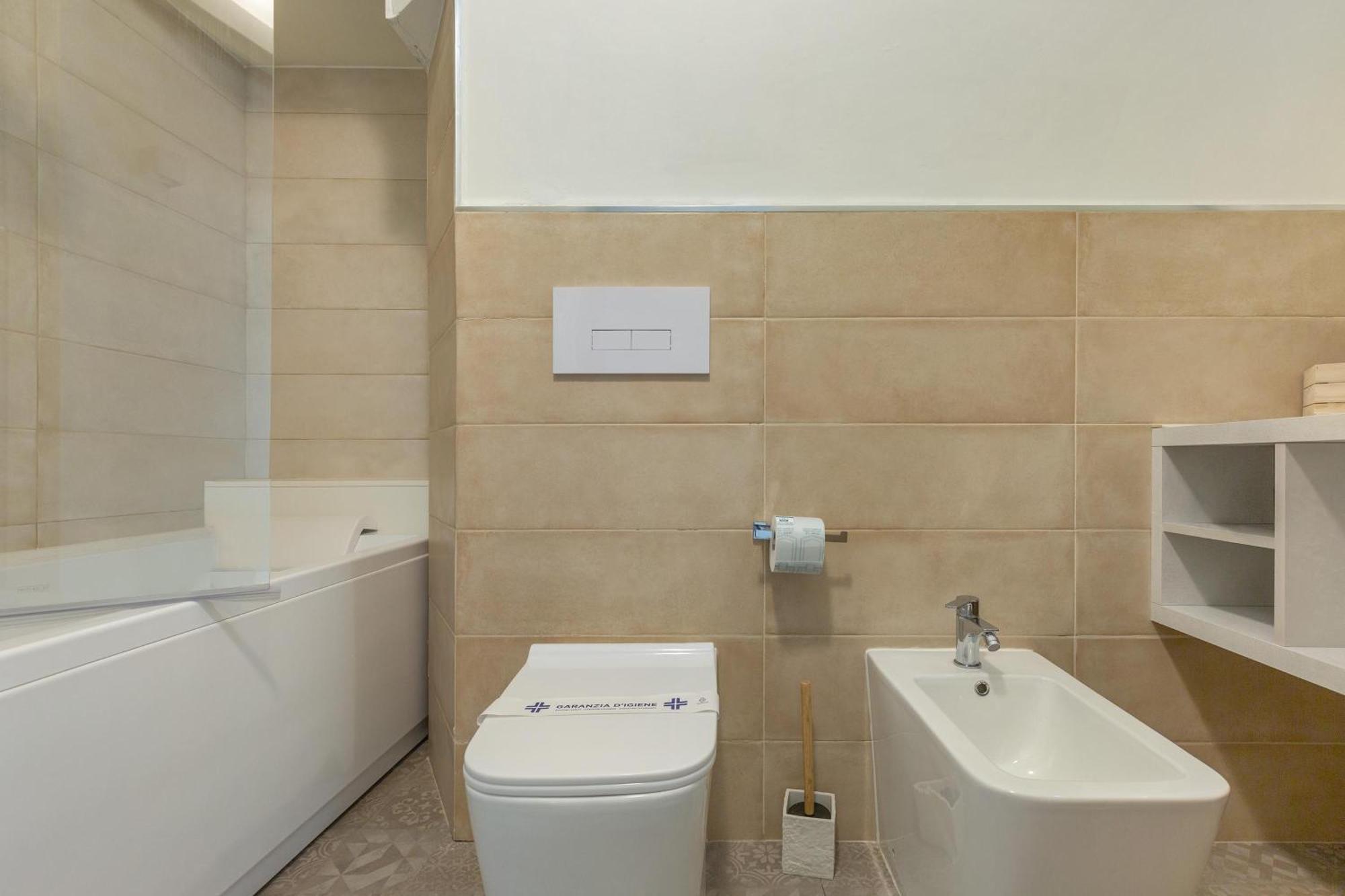 Liberty Barocco Hotel Lecce Bagian luar foto