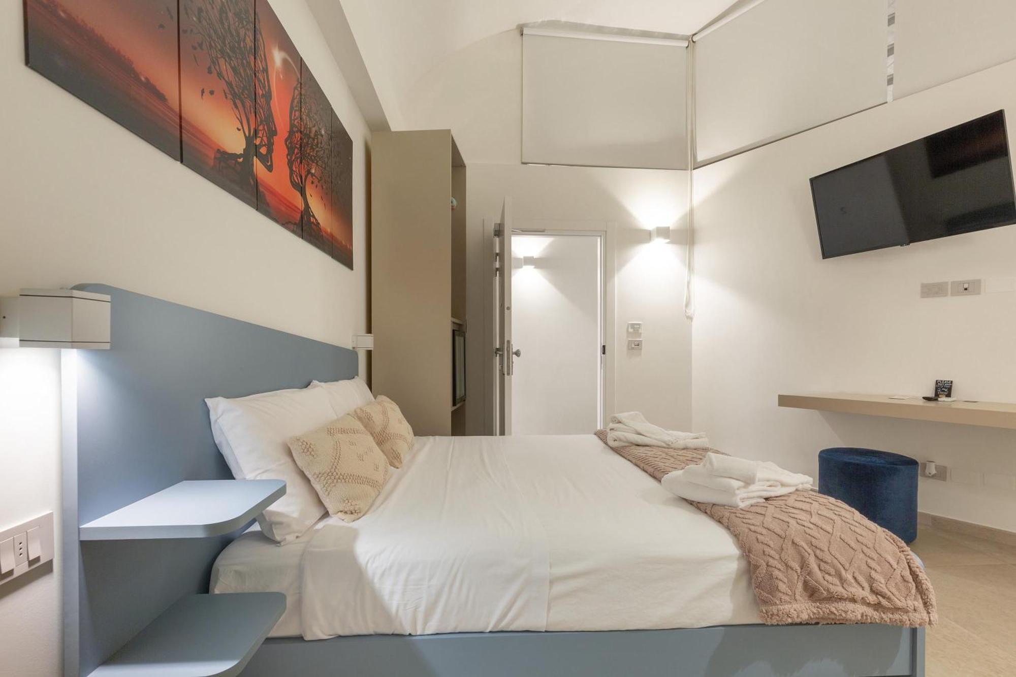 Liberty Barocco Hotel Lecce Bagian luar foto