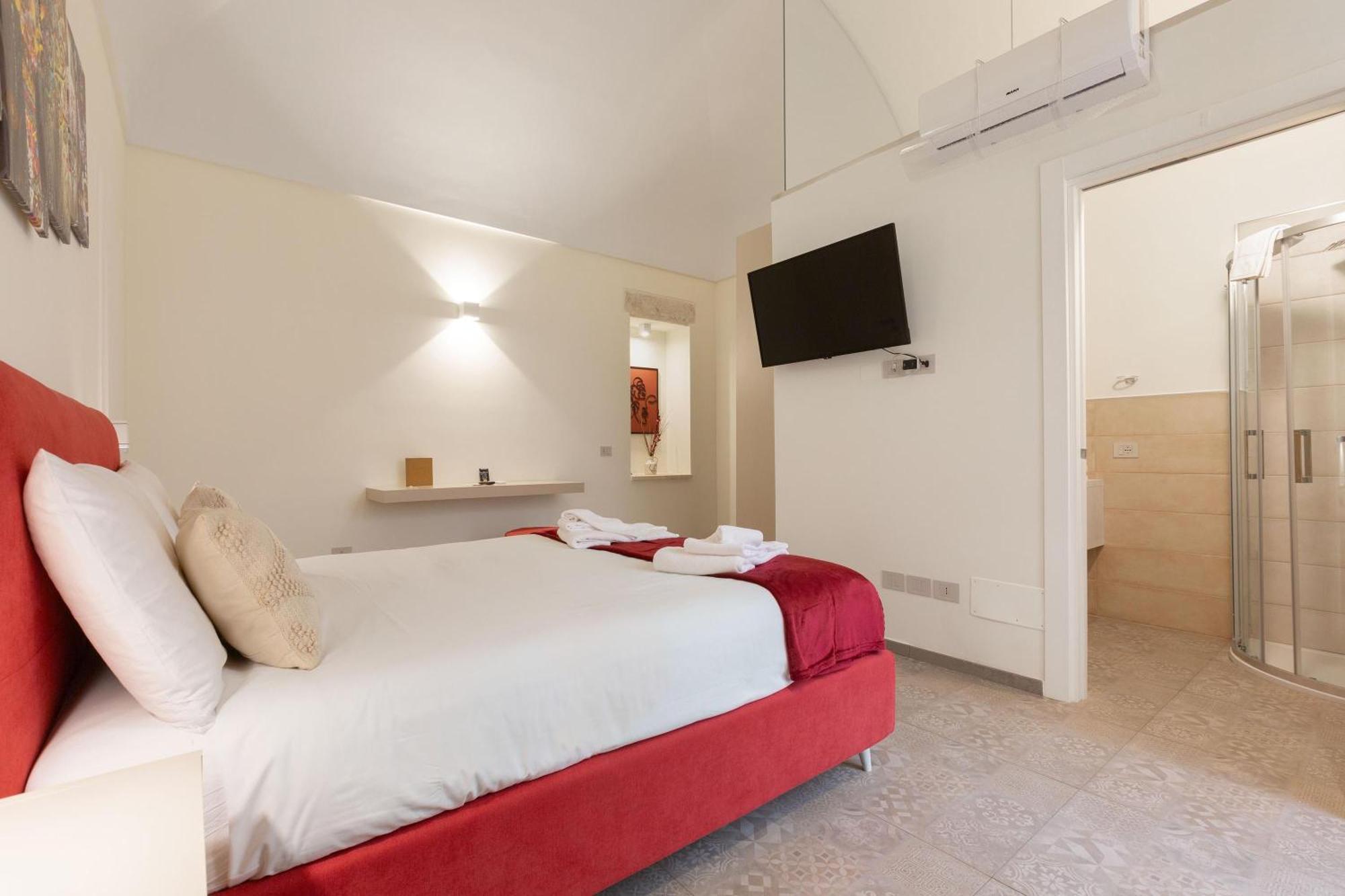 Liberty Barocco Hotel Lecce Bagian luar foto