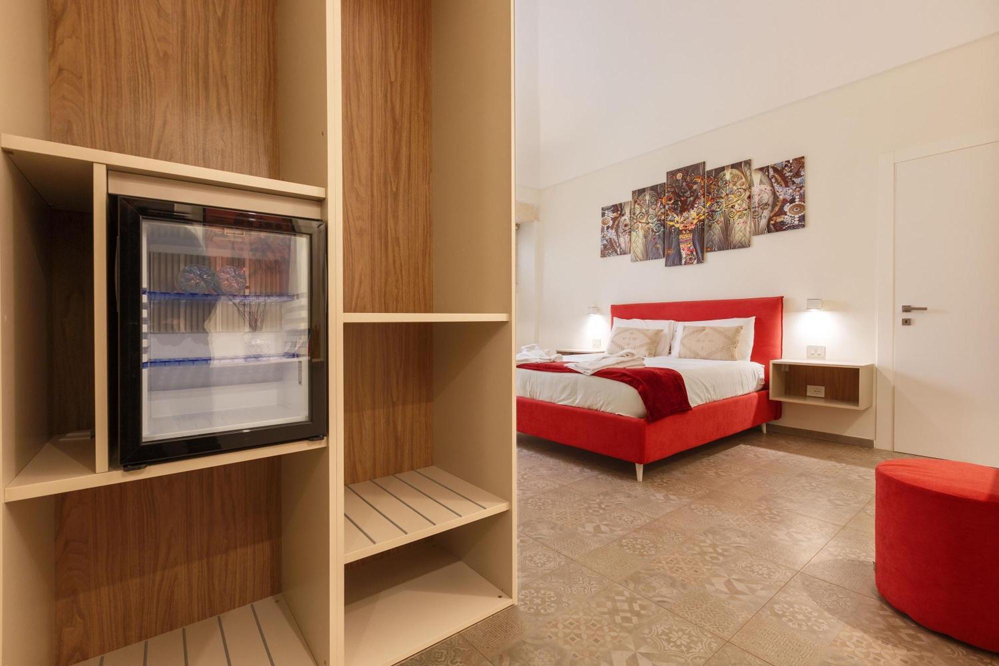 Liberty Barocco Hotel Lecce Bagian luar foto
