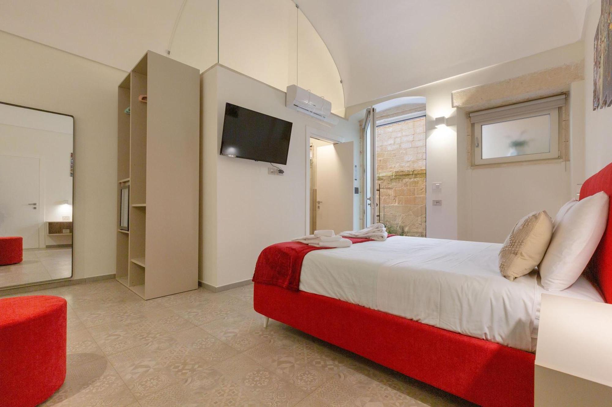Liberty Barocco Hotel Lecce Bagian luar foto
